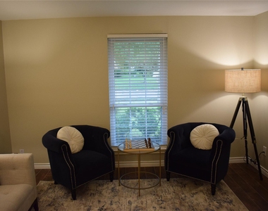 5742 Southminster Drive - Photo Thumbnail 2