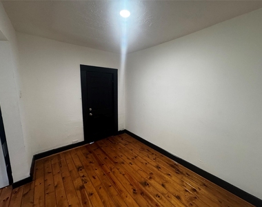1504 Luzon Street - Photo Thumbnail 3
