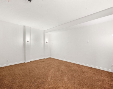3318 Elizabeth Springs Court - Photo Thumbnail 23