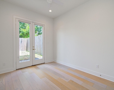 3107 Webster Street - Photo Thumbnail 6