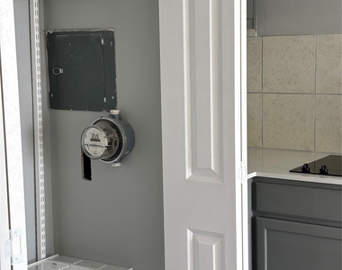 12600 Melville Drive - Photo Thumbnail 9
