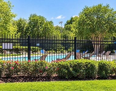 1539 Beaconshire Road - Photo Thumbnail 17