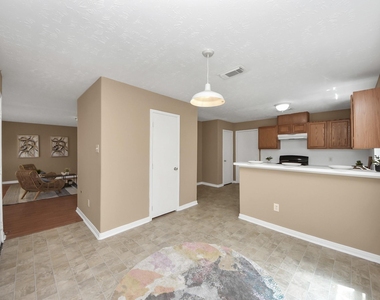 3006 Palace Oaks Drive - Photo Thumbnail 5