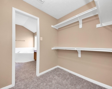 3006 Palace Oaks Drive - Photo Thumbnail 15