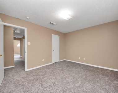 3006 Palace Oaks Drive - Photo Thumbnail 17