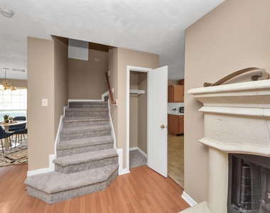 3006 Palace Oaks Drive - Photo Thumbnail 9