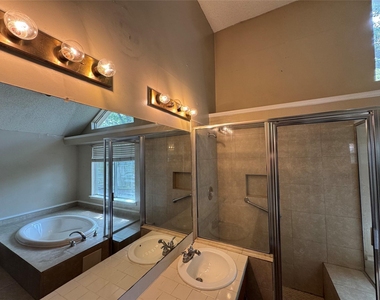 1511 Ridgebriar - Photo Thumbnail 12