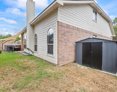 11922 Ute Mountain Lane - Photo Thumbnail 32