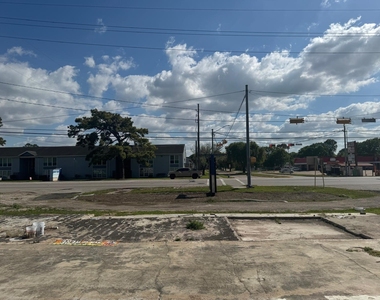 13018 Cypress North Houston Road - Photo Thumbnail 14