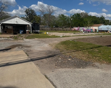 13018 Cypress North Houston Road - Photo Thumbnail 2