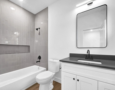 7825 Colonial Lane - Photo Thumbnail 13
