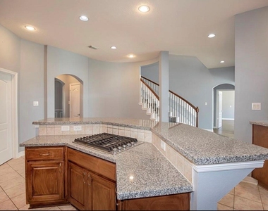 1553 Tahoe Court - Photo Thumbnail 15