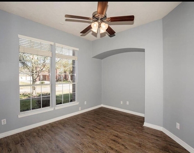 1553 Tahoe Court - Photo Thumbnail 31