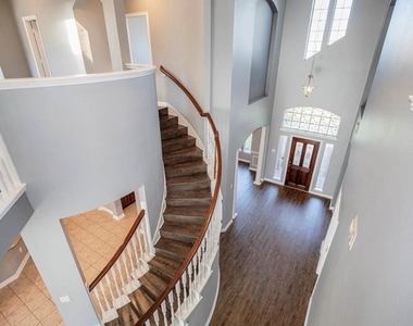 1553 Tahoe Court - Photo Thumbnail 7