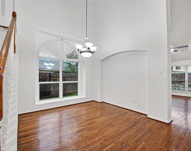 25007 Ivy Trace Ln - Photo Thumbnail 8