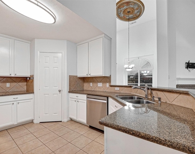 25007 Ivy Trace Ln - Photo Thumbnail 14