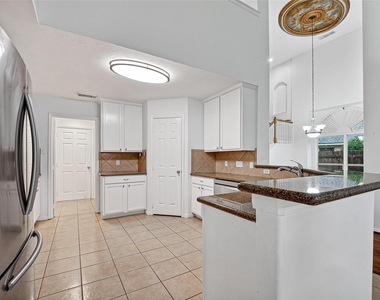 25007 Ivy Trace Ln - Photo Thumbnail 15