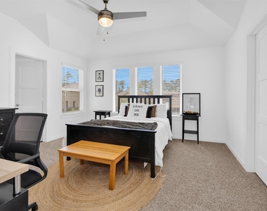 13320 Bear Creek Court - Photo Thumbnail 18