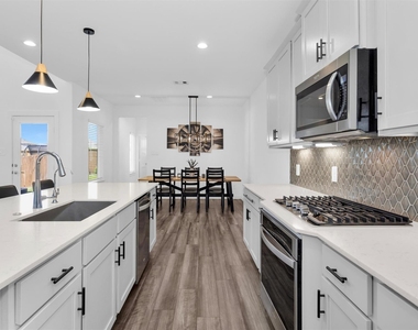 13320 Bear Creek Court - Photo Thumbnail 10