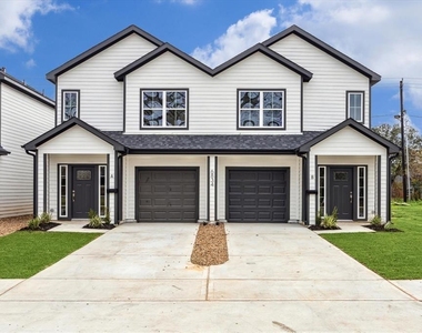 6834 Westover Street - Photo Thumbnail 9