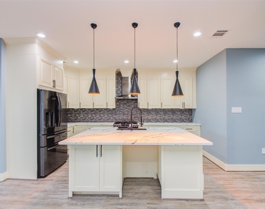 6627 Apollo Street - Photo Thumbnail 13