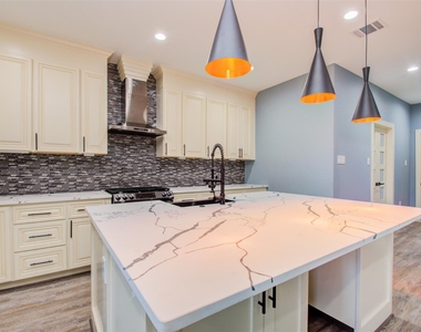 6627 Apollo Street - Photo Thumbnail 14
