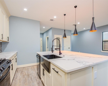 6627 Apollo Street - Photo Thumbnail 15