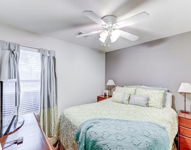 19326 Dawntreader Drive - Photo Thumbnail 37