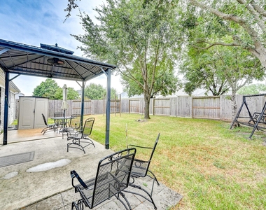19326 Dawntreader Drive - Photo Thumbnail 41