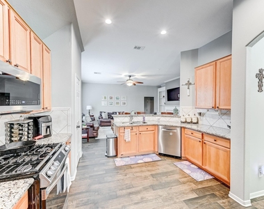 19326 Dawntreader Drive - Photo Thumbnail 17