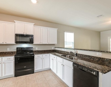 25178 Dickens Drive - Photo Thumbnail 5