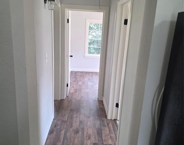 1300 West Street - Photo Thumbnail 13
