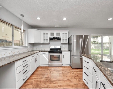 2015 E Lacey Oak Cir - Photo Thumbnail 16
