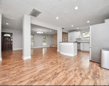 2015 E Lacey Oak Cir - Photo Thumbnail 10
