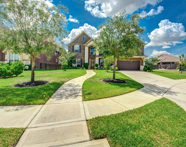 25710 Oakwood Knoll Drive - Photo Thumbnail 1