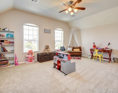 25710 Oakwood Knoll Drive - Photo Thumbnail 32