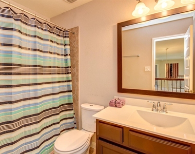 25710 Oakwood Knoll Drive - Photo Thumbnail 31