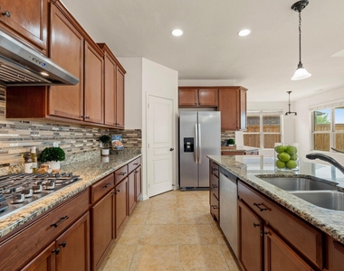 25935 Foxrun Vista Drive - Photo Thumbnail 11