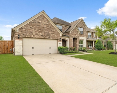 25935 Foxrun Vista Drive - Photo Thumbnail 1