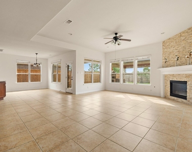 25935 Foxrun Vista Drive - Photo Thumbnail 9