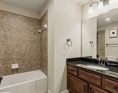 10702 Winding Green Drive - Photo Thumbnail 34