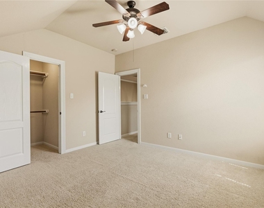 10702 Winding Green Drive - Photo Thumbnail 41