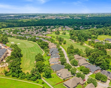 10702 Winding Green Drive - Photo Thumbnail 47