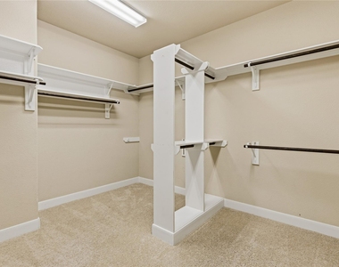 10702 Winding Green Drive - Photo Thumbnail 28