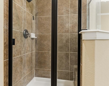 10702 Winding Green Drive - Photo Thumbnail 26