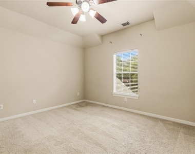 10702 Winding Green Drive - Photo Thumbnail 35