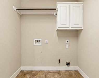 10702 Winding Green Drive - Photo Thumbnail 20