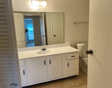 8801 Hammerly Boulevard - Photo Thumbnail 18