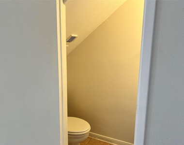 8801 Hammerly Boulevard - Photo Thumbnail 6