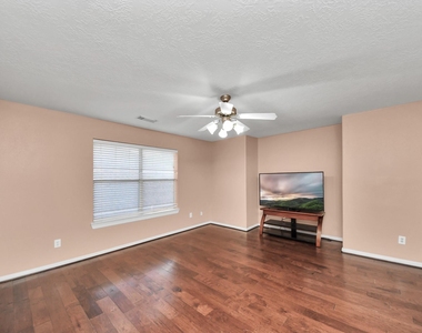 8206 Purple Cornflower Trail - Photo Thumbnail 31